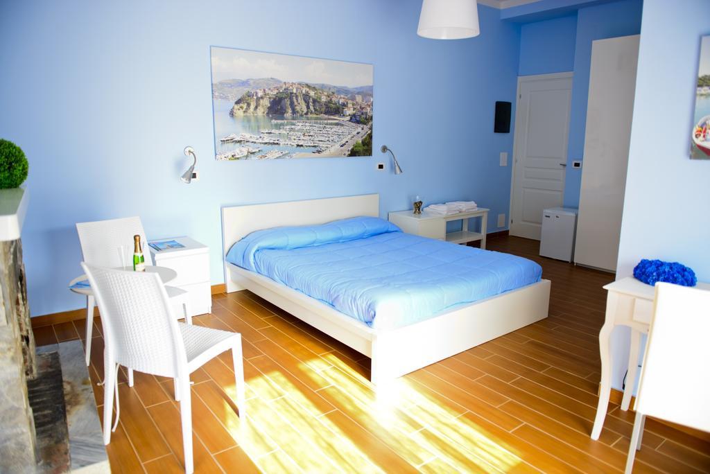 I Delfini Bed & Breakfast Agropoli Exterior photo